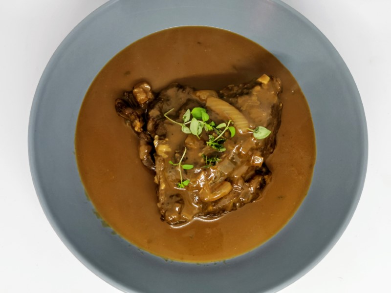 Braiserede kalvekæber