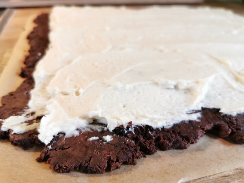 Chokoladeroulade med smørcreme