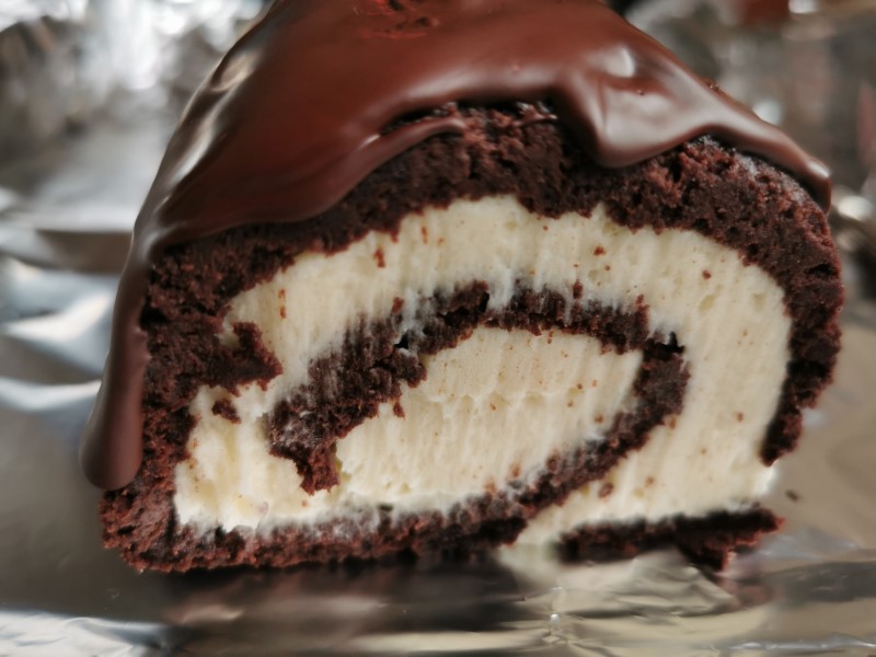 Chokoladeroulade med smørcreme