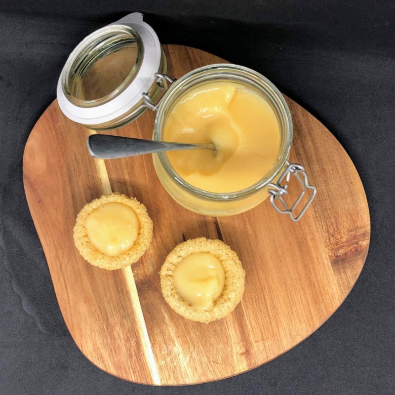 Citronmuffins med brændt marengs