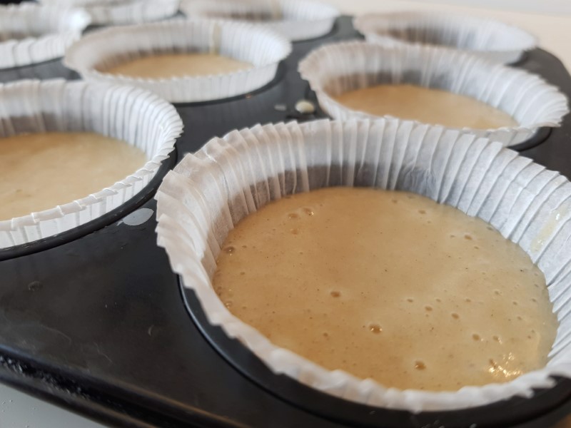 Citronmuffins med brændt marengs