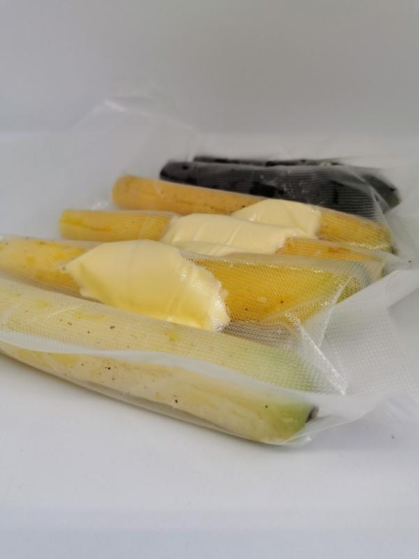 Farvede gulerødder sous vide