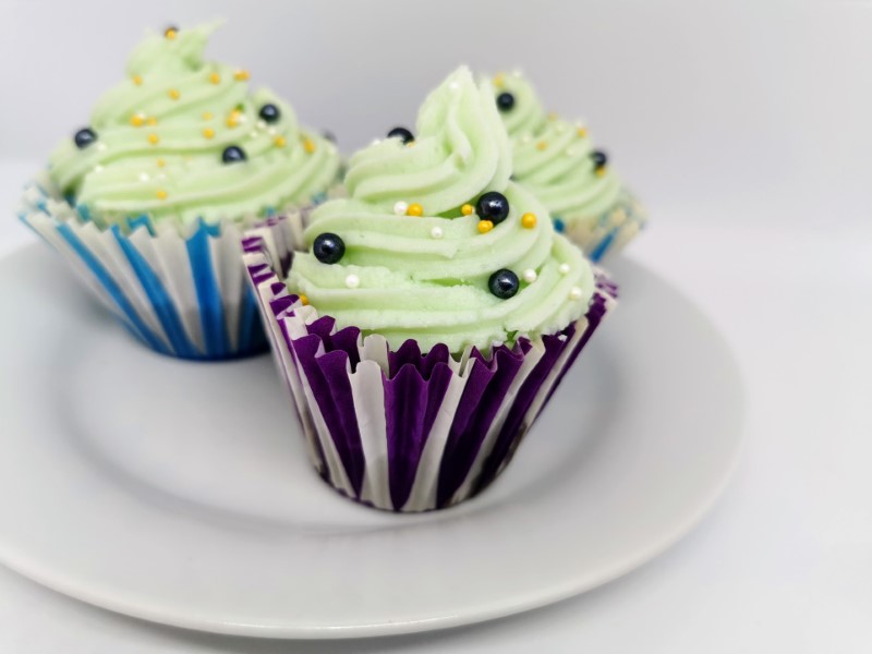 Mørke cupcakes med frosting