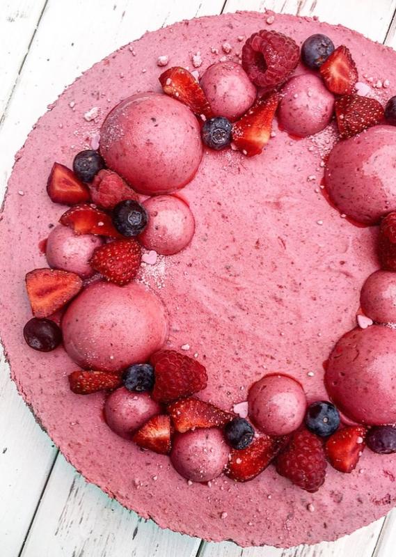 Mousse kage med kiksebund