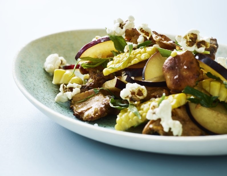 Sensommersalat med popcorn_