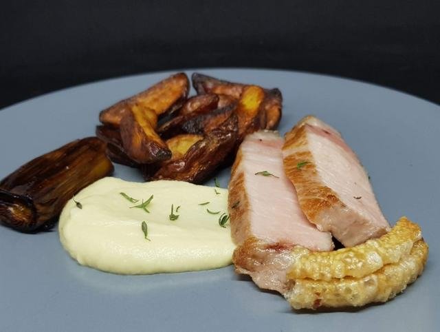 Sous vide koteletter med rodfrugt pure og kartofler