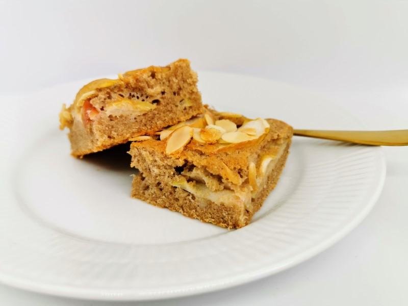 Bradepandekage med æbler