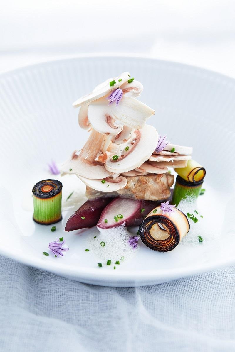 Skorzonerrødder i rødvin